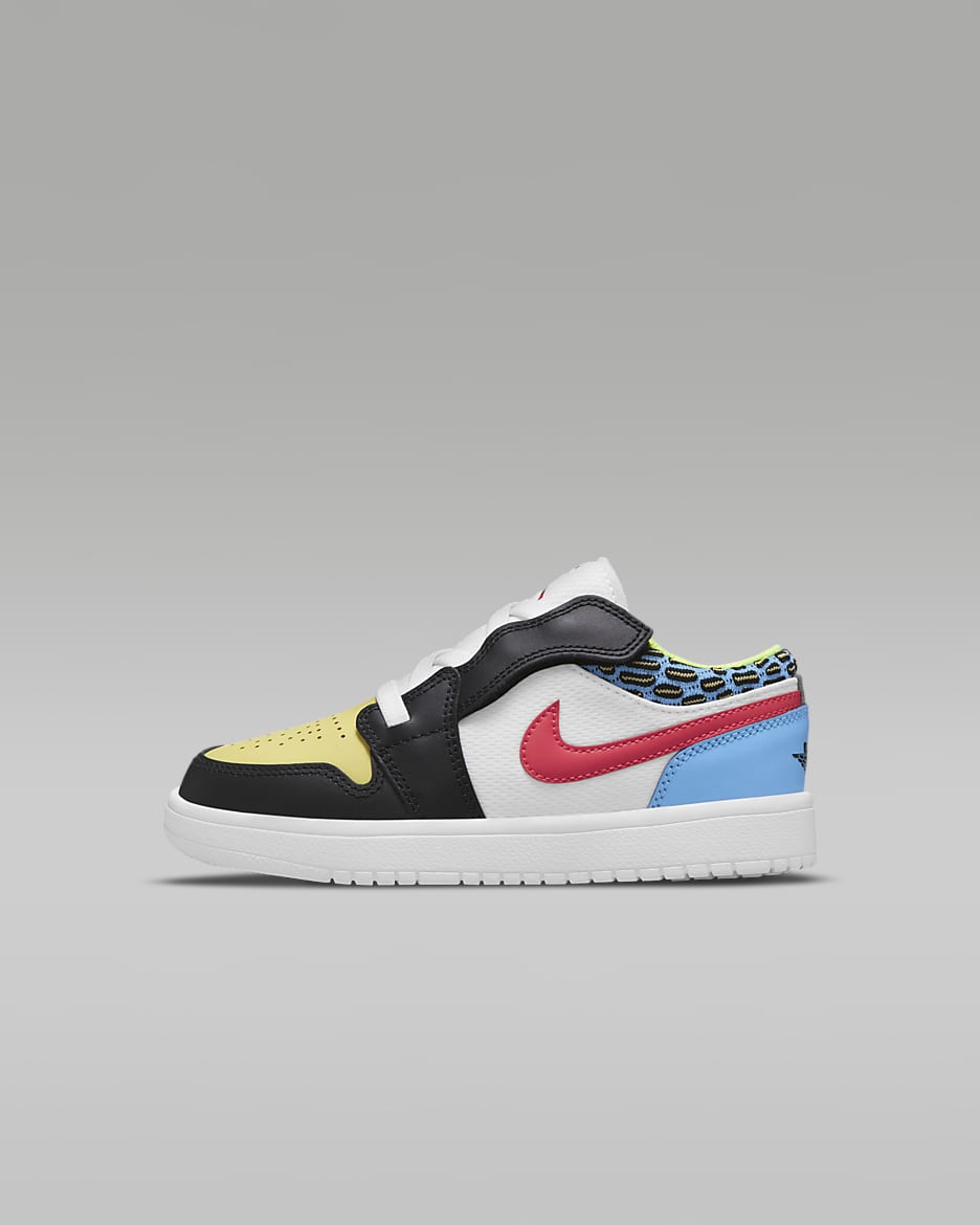 値下げ　ナイキ　キッズ　エアージョーダン　1LOW 23.5センチ NIKE公式】エア ジョーダン 1 LOW ジュニアシューズ.オンライン
